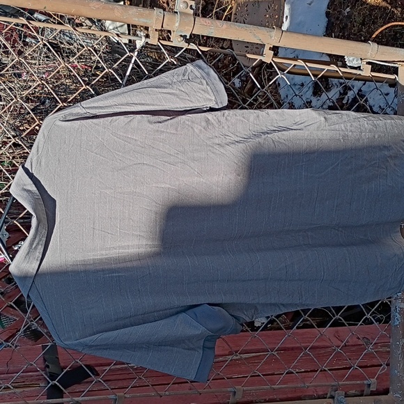 Polos - Picture 12 of 13